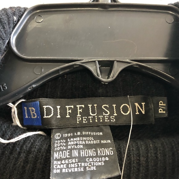 1991 Knit Lambswool Abstract Shapes Sweater | IB Diffusions - Picture 7 of 8